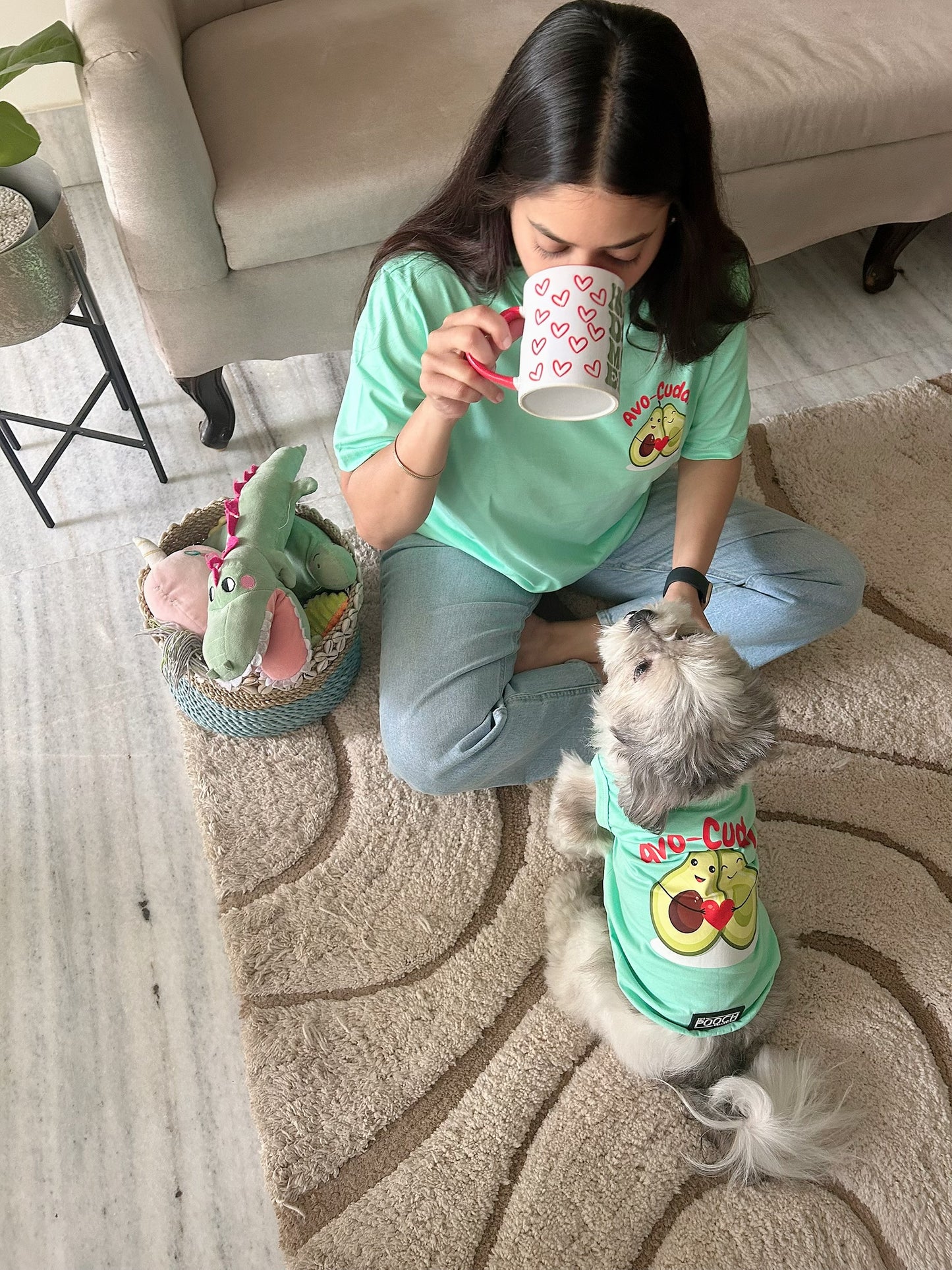 Twinning Avo-Cuddle T-shirt